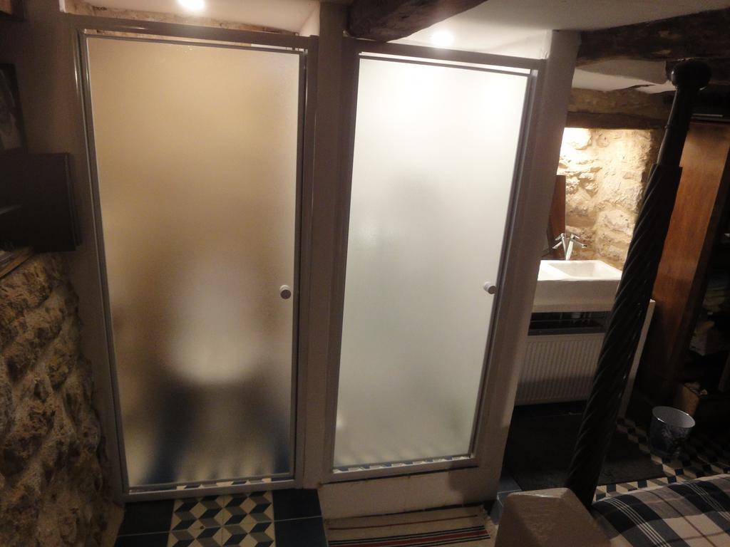 Les Appartements D Artiste De La Villa Du 15 - Restaurant La Maison - Piscine Chauffee Les Eyzies Exterior foto